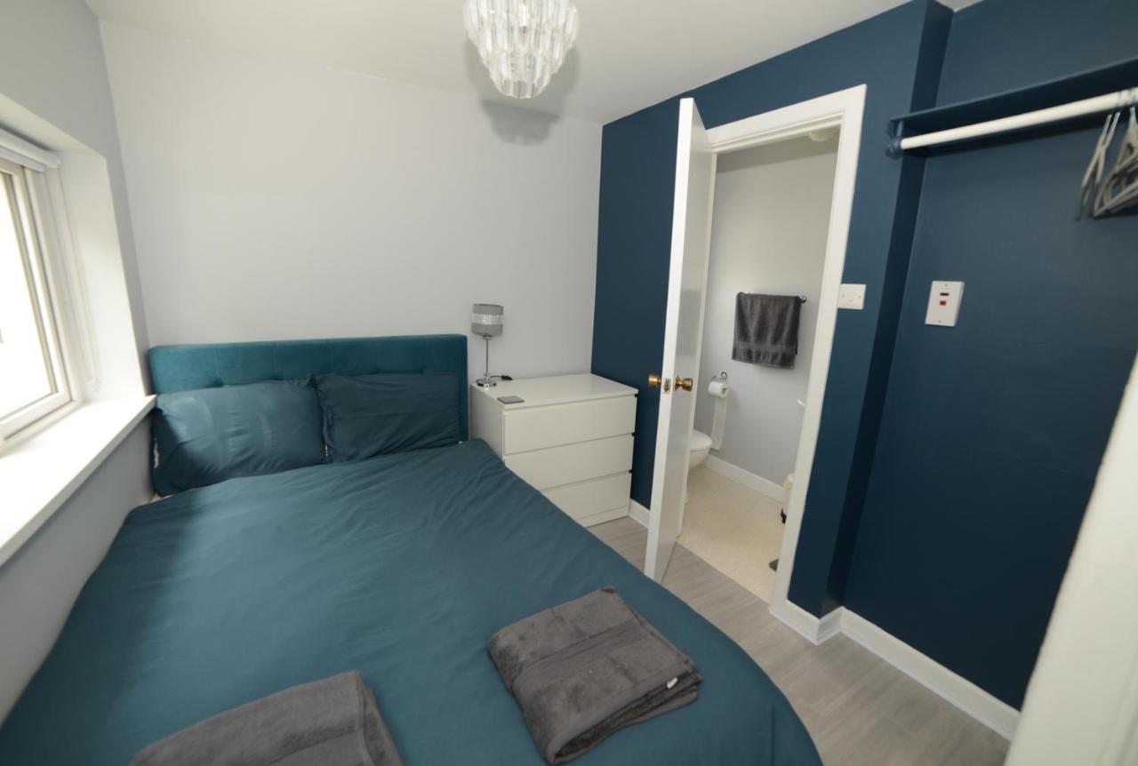 Notting Hill West In The Heart Of Westport Town Villa Bagian luar foto